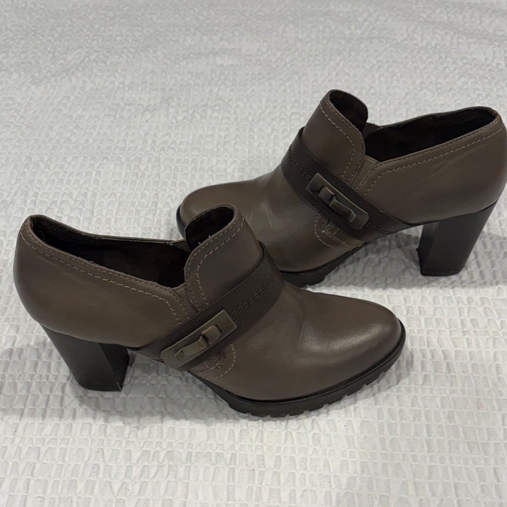 Luca Ferri Elegant Brown Heeled Shoes